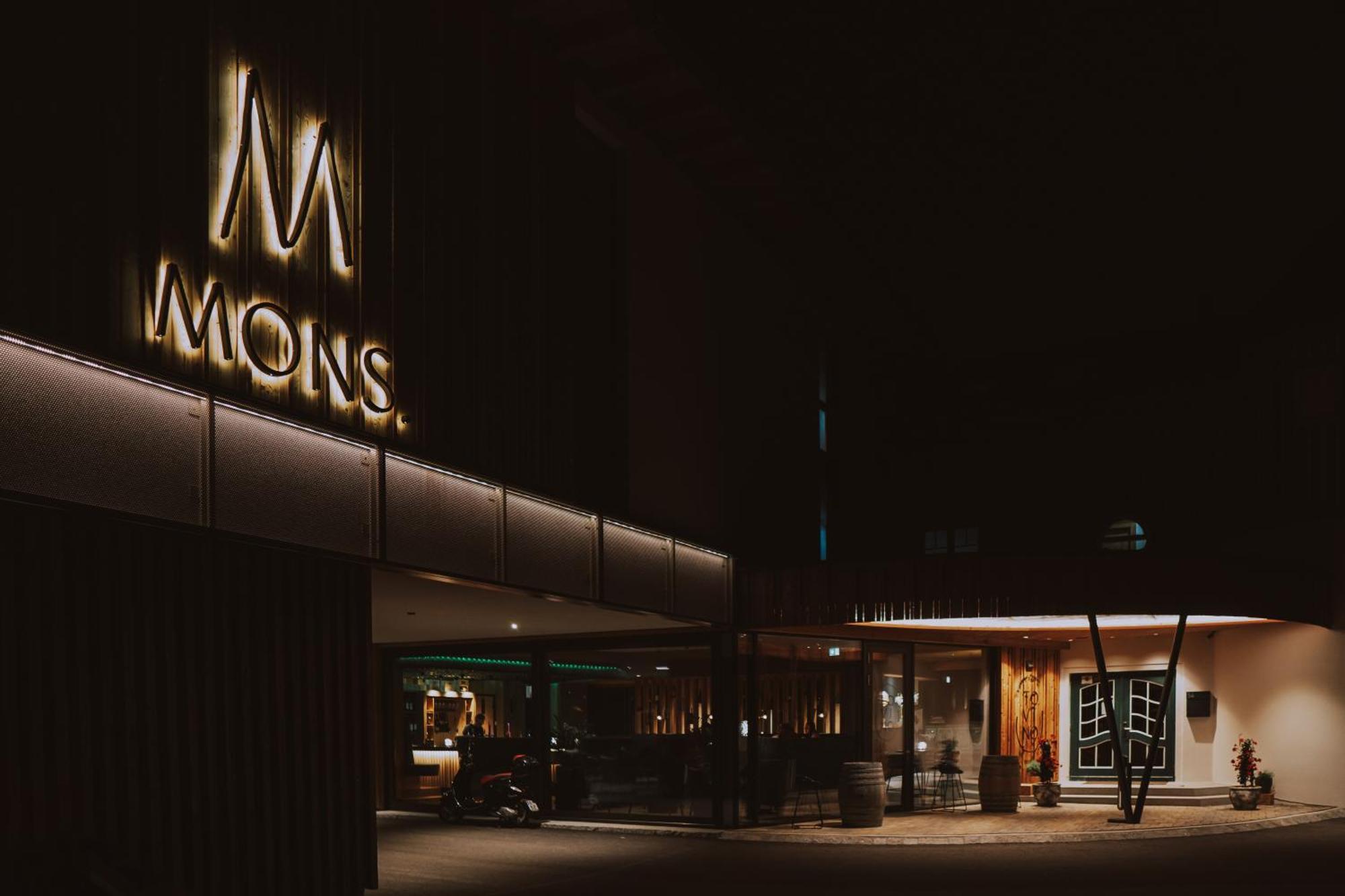 Mons Suites Wine Passion Tannheim Exterior photo